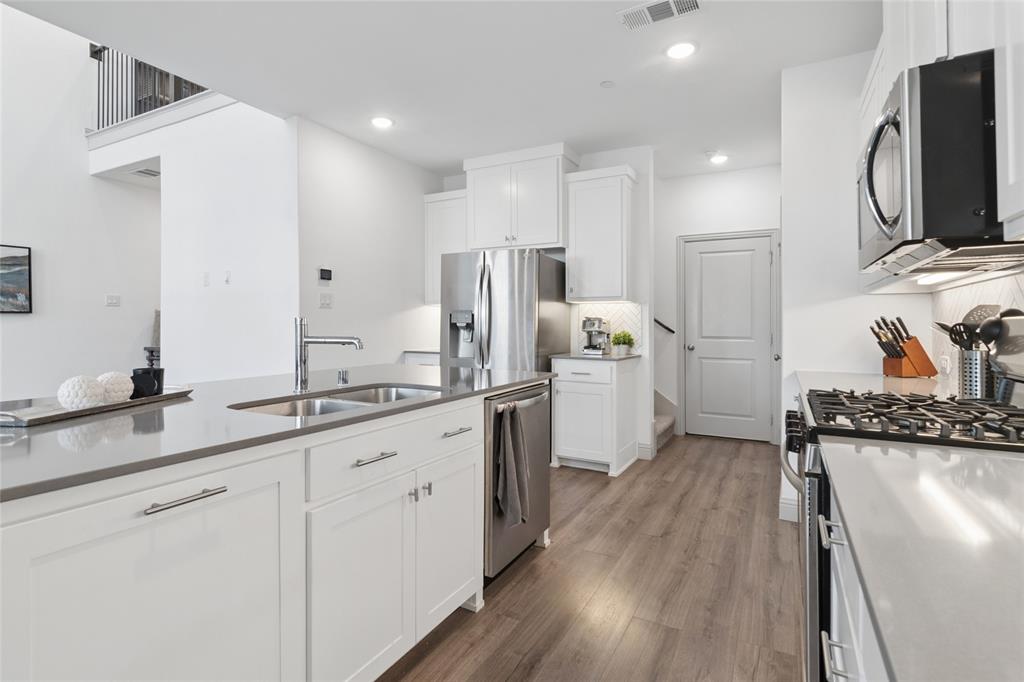 1336 Hill Country Place