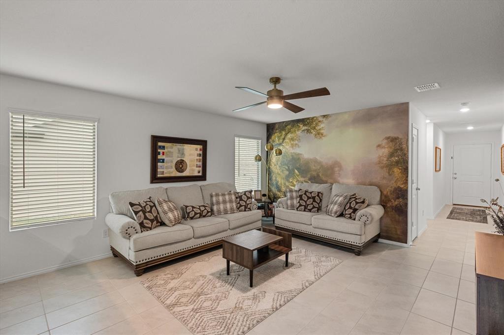 Primrose Xing Ph 6 - Residential