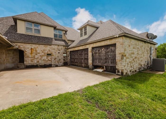 12112 Coolwater Circle