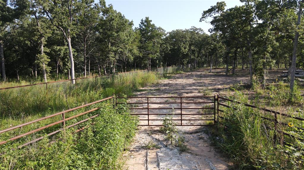 Bloomfield Jt - Land