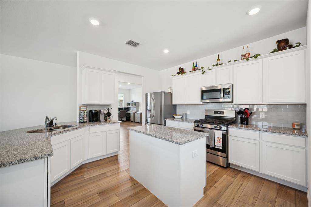 Avery Pointe Ph 6 - Residential