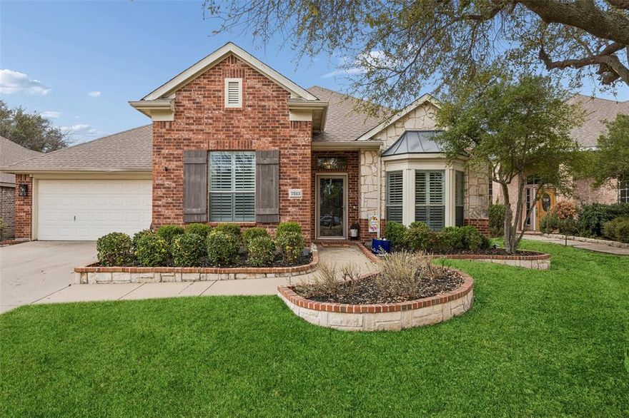 Absolutely adorable one-story home built by Darling Homes, ideally located in the highly sought-after Stonebridge Ranch community. This thoughtfully designed floor plan offers three spacious bedrooms and three full bathrooms, providing both comfort and flexibility for everyday living.
The oversized kitchen is a true centerpiece of the home, a gas cooktop, updated sink, and a large island perfect for meal prep, casual dining, or entertaining. The kitchen flows seamlessly into the breakfast area and the inviting family room, creating an open-concept living space filled with natural light.The family room showcases a charming fireplace with gas logs and a wall of windows that overlook the backyard oasis, bringing the outdoors in and offering beautiful views of the pool. A versatile den provides additional living space and can easily serve as a home office, media room, or even a fourth bedroom if needed.Step outside to your private backyard retreat featuring a beautiful heated pool and spa—perfect for relaxing, entertaining, or enjoying warm Texas evenings.With its desirable one-story layout, flexible living spaces, and prime location in Stonebridge Ranch, this home offers the perfect blend of comfort, style, and convenience.