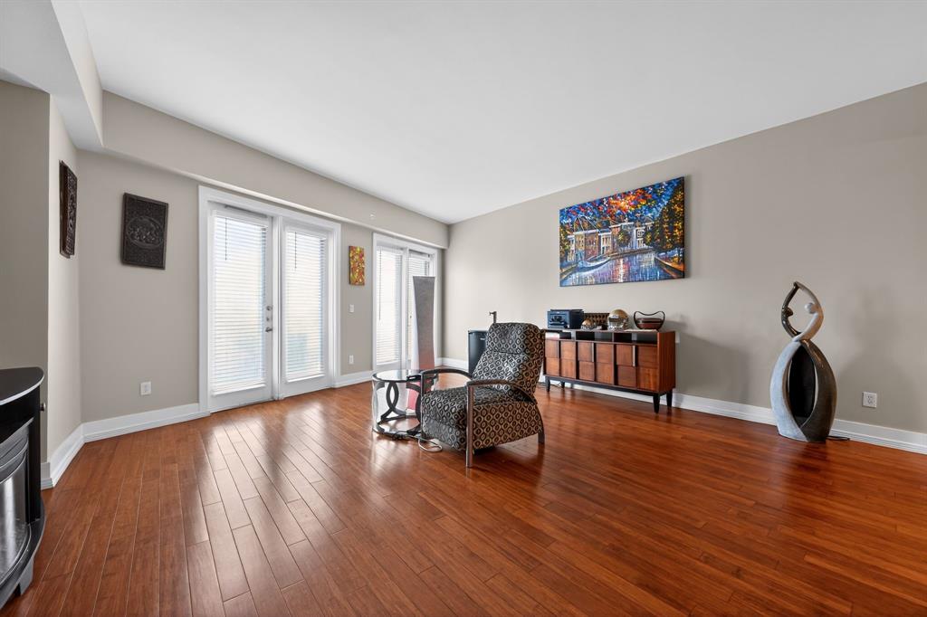 5055 Addison Circle 713