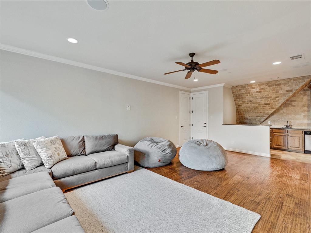 Manors At Waterford The - Residential