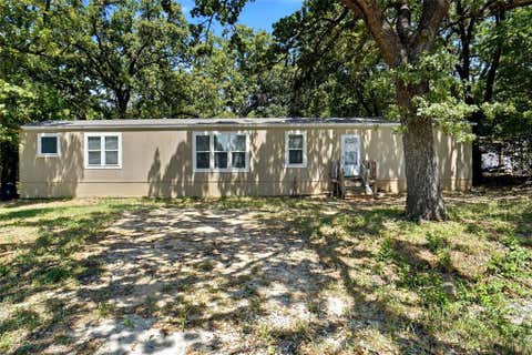 Photo of 1279 Ham Bates Road, Whitesboro, TX 76273 (MLS # 21365614)