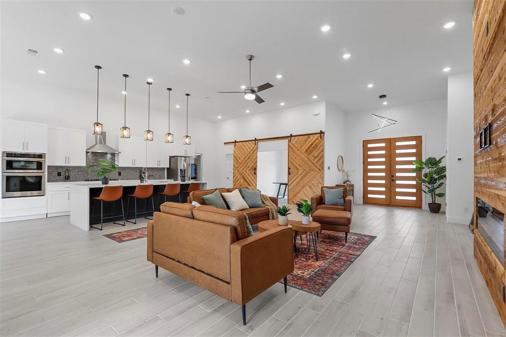 4013 Legend Trail