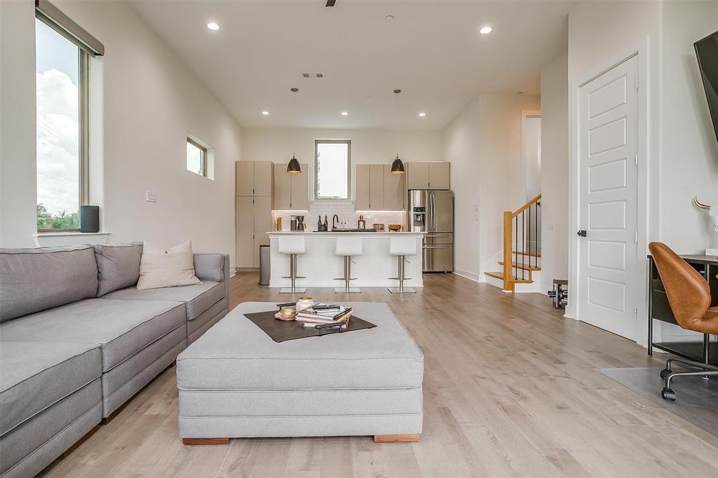 3231 Elihu Street 101