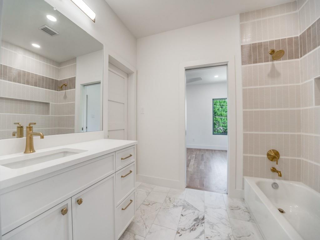 Lake Highlands Estates - Residential