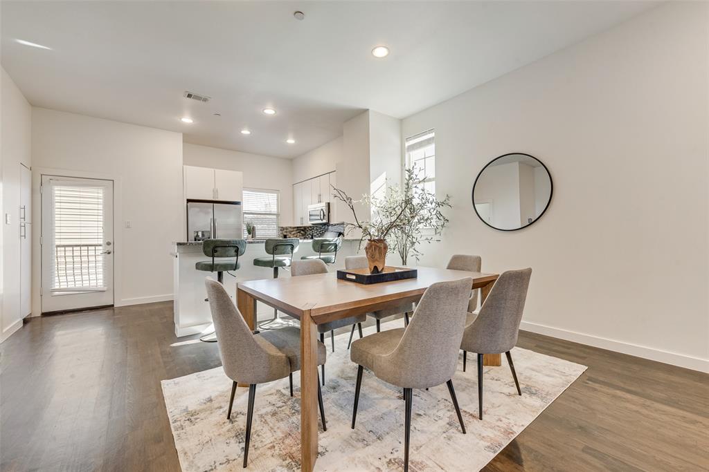 Ross Ave Brownstones - Residential