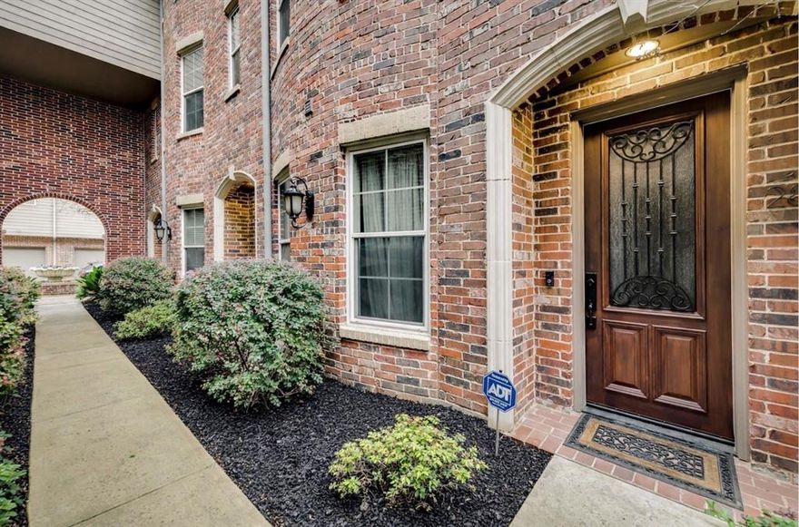 This spacious three-story private corner end-unit townhome offers 3 bedrooms, 3.5 baths, and soaring ceilings throughout, blending modern comfort with an Uptown brownstone-inspired lifestyle. Thoughtfully designed for both style and functionality, each bedroom features its own private en-suite bath, providing ideal privacy and convenience. The top-floor primary suite is a true retreat, featuring a spa-like en-suite bath with a separate shower, large jetted tub, dual sinks, and two walk-in closets with custom shelving. An additional bedroom is also located on this level, offering flexible space for guests or a home office. The open-concept second floor is perfect for entertaining, seamlessly connecting the kitchen, dining, and living areas. The kitchen is equipped with white cabinetry, granite countertops, stainless steel appliances, and a NEW gas stove, with a half bath conveniently located for guests. Recent updates include new paint throughout and new carpet, and the refrigerator, washer, and dryer are included. Additional highlights include an attached two-car garage, guest parking, and community amenities such as a shared BBQ pavilion and dog area. Residents also have the option to join the nearby Bryan Place Swimming Pool. Prime Location at 3200 Ross Ave! Situated just minutes from Downtown Dallas, Victory Park, Uptown, and the Arts District, this home offers easy access to parks, dining, entertainment, and major employment centers. Located near the expanding Victory Park corridor and the upcoming 800,000 sq ft Goldman Sachs campus, this is an excellent opportunity to own in one of Dallas’ most rapidly growing urban neighborhoods.