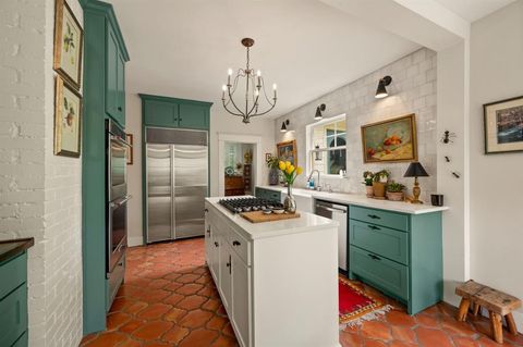 Tiny photo for 2307 5th Avenue, Fort Worth, TX 76110 (MLS # 21071358)