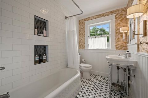 Tiny photo for 2307 5th Avenue, Fort Worth, TX 76110 (MLS # 21071358)