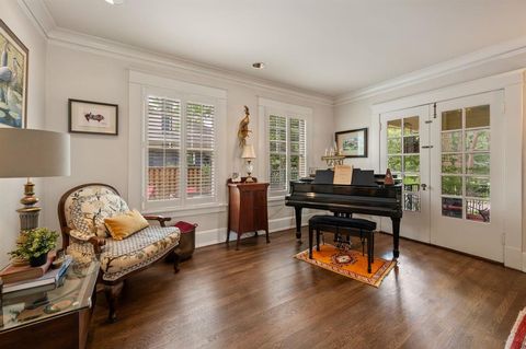 Tiny photo for 2307 5th Avenue, Fort Worth, TX 76110 (MLS # 21071358)