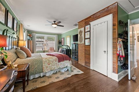 Tiny photo for 2307 5th Avenue, Fort Worth, TX 76110 (MLS # 21071358)