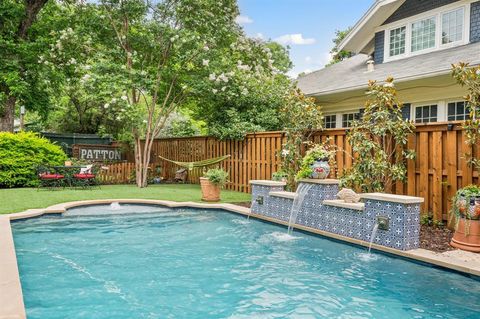 Tiny photo for 2307 5th Avenue, Fort Worth, TX 76110 (MLS # 21071358)