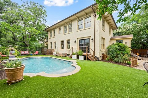 Tiny photo for 2307 5th Avenue, Fort Worth, TX 76110 (MLS # 21071358)