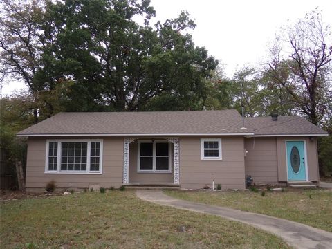 A home in Corsicana