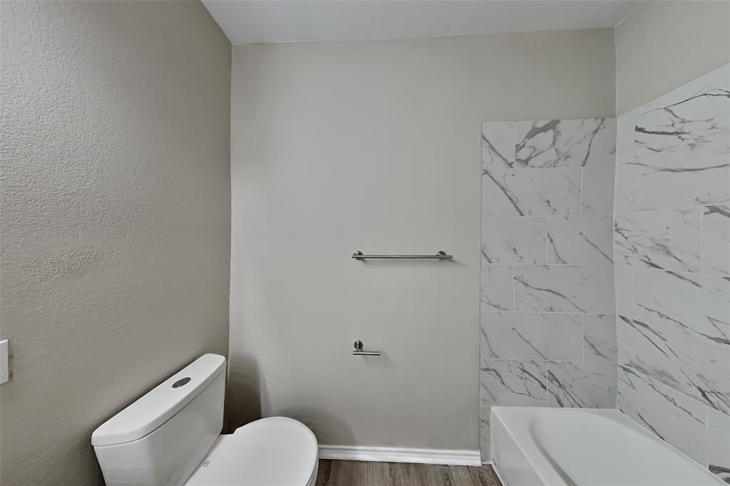 Parks At Boat Club The - Residential Lease