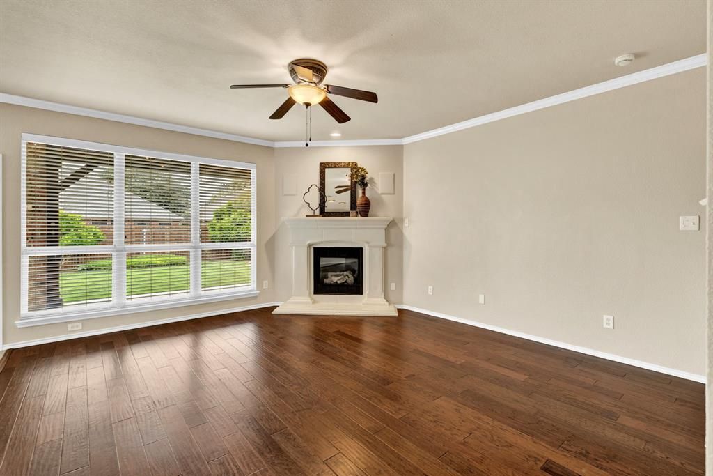 Photo of 10309 Stoneside Trail, Fort Worth, TX 76244 (MLS # 21248423)