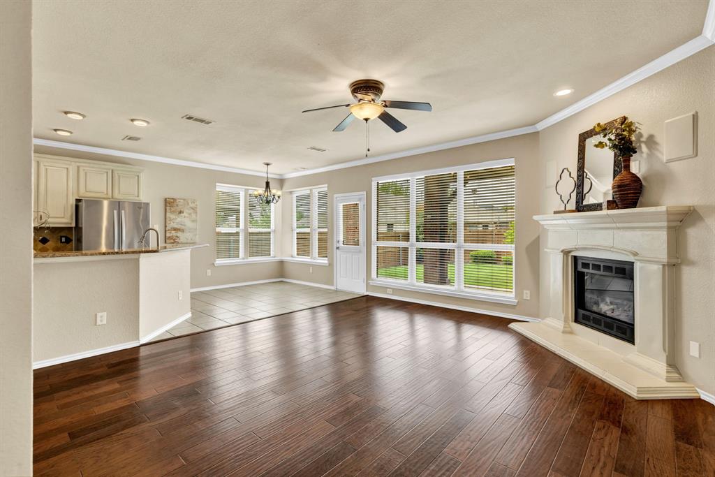 10309 Stoneside Trail