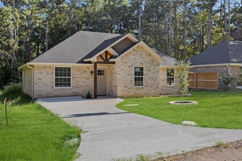 A home in Bullard