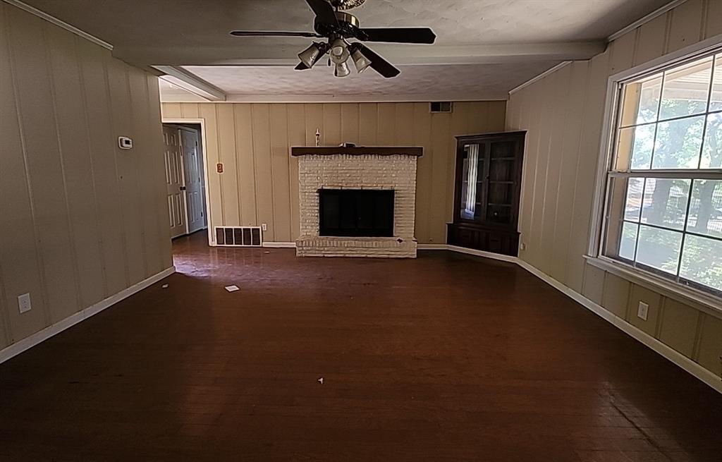 440 Wildwood Lane
