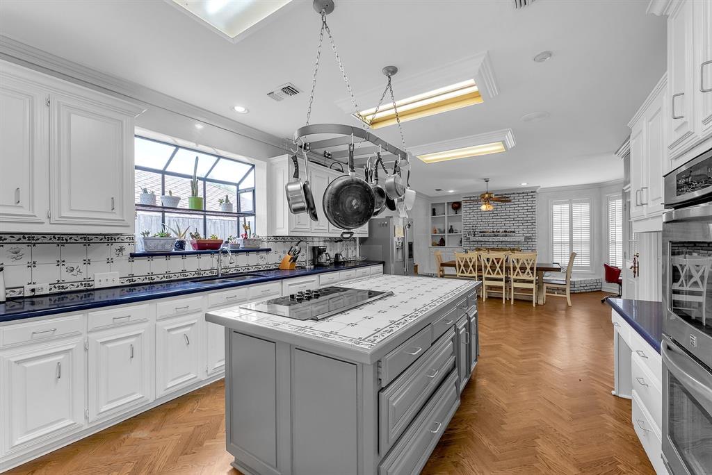 Heritage Estate #2 Grand Prairie - Residential