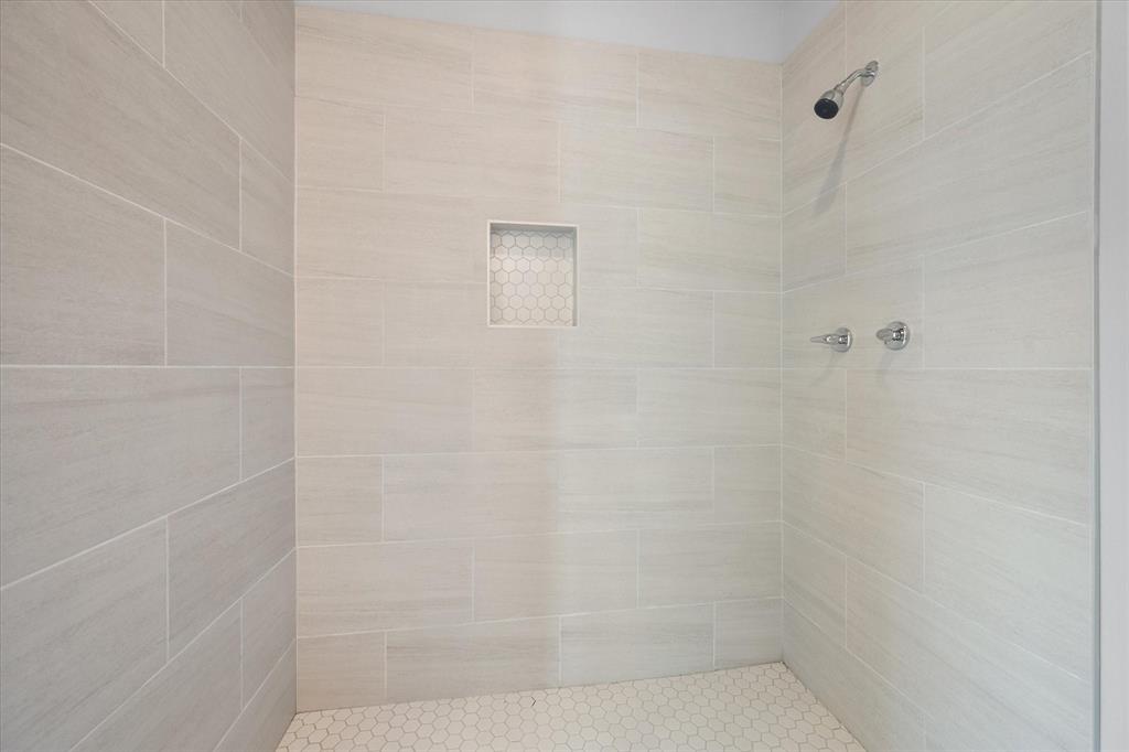 Lakeside Hills - Residential