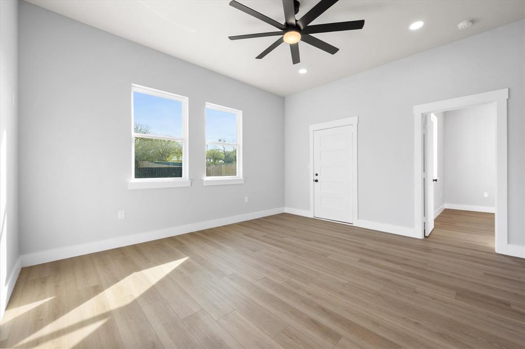 Lakeside Hills - Residential