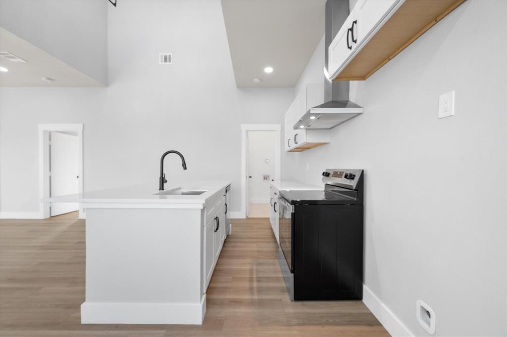 Lakeside Hills - Residential