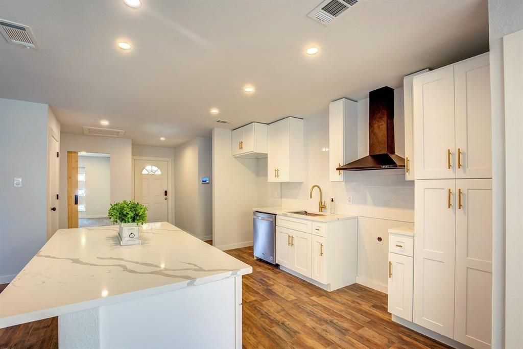 1620 White Oak Court