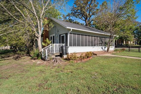 A home in Corsicana