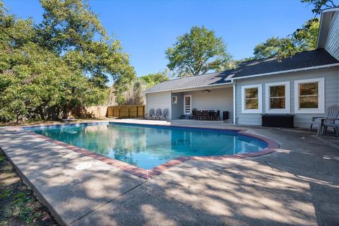 A home in Corsicana