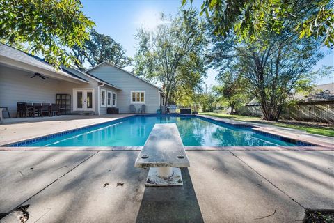 A home in Corsicana