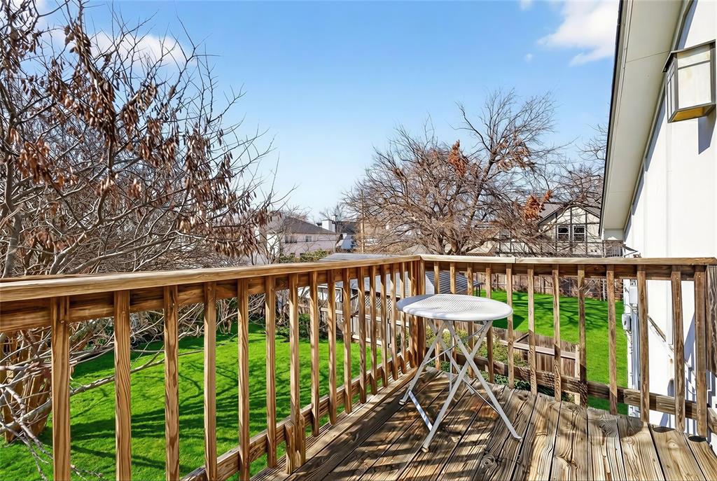 GASTONWOOD - Residential