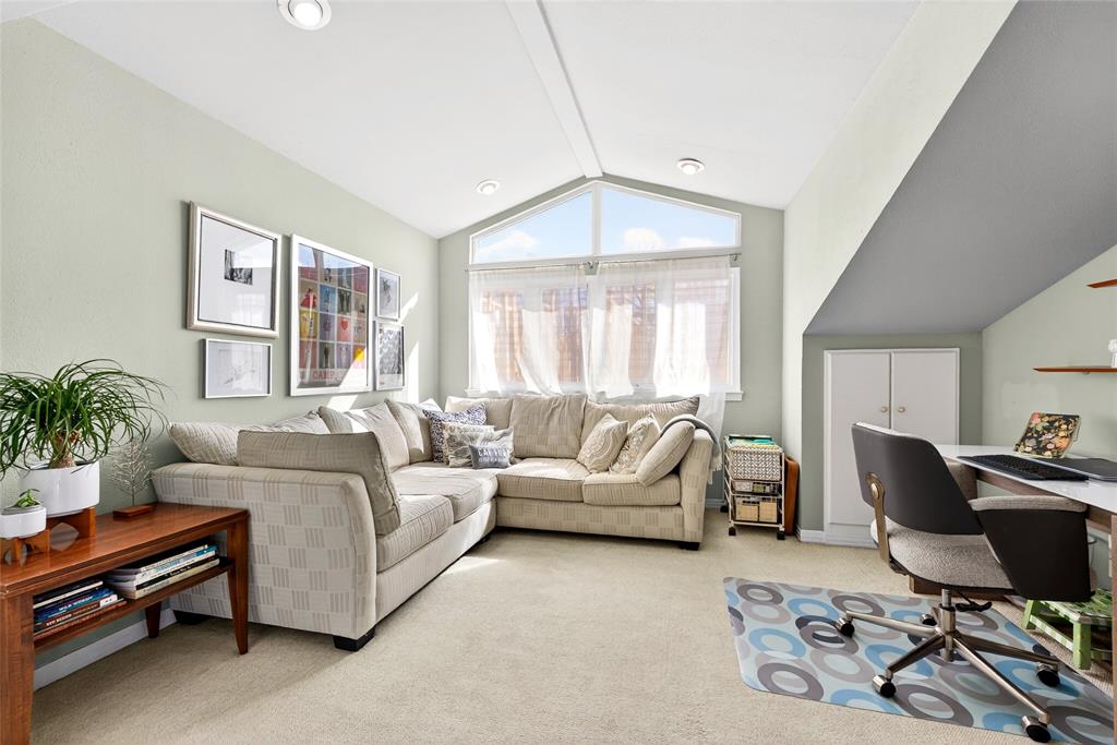 GASTONWOOD - Residential