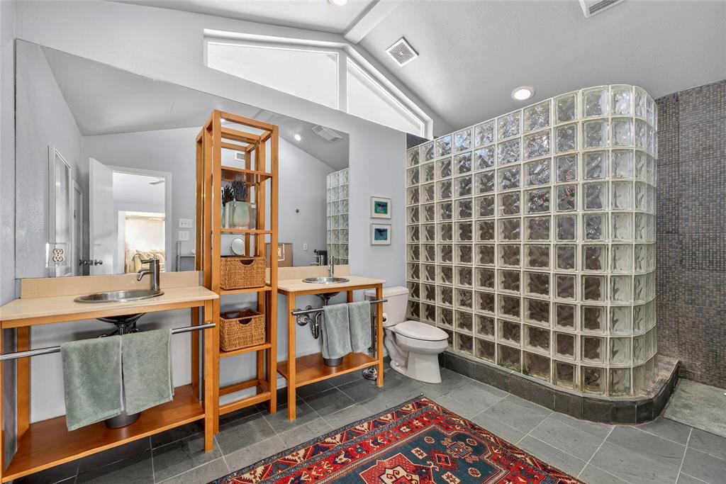 GASTONWOOD - Residential