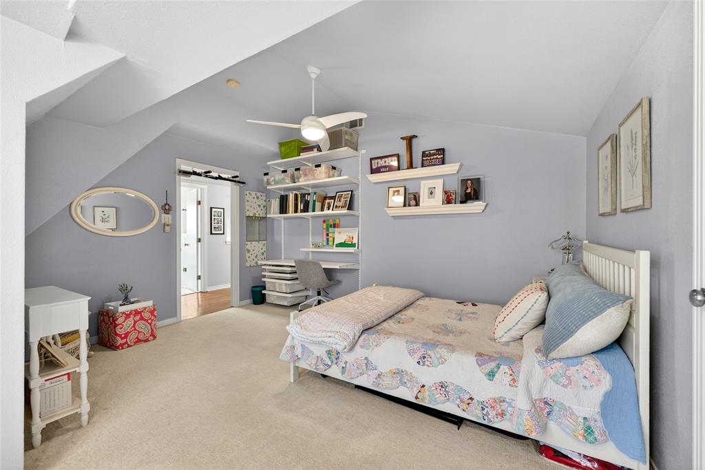 GASTONWOOD - Residential