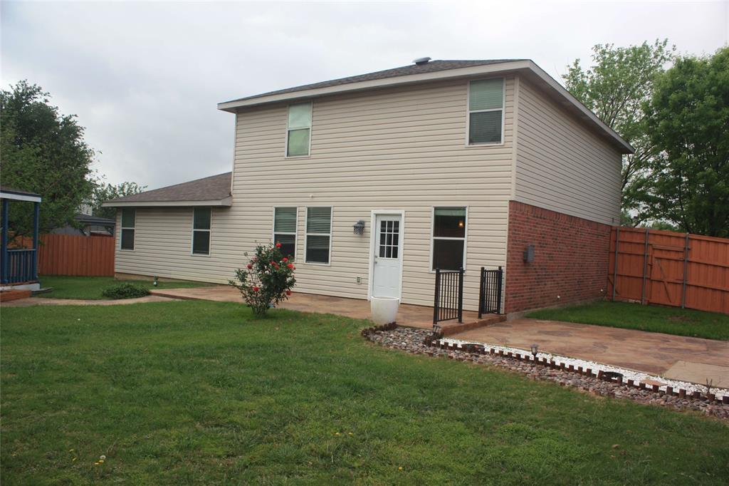 1328 Dandelion Trail