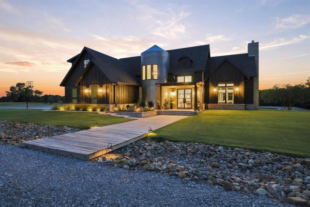 1589 County Road 4720