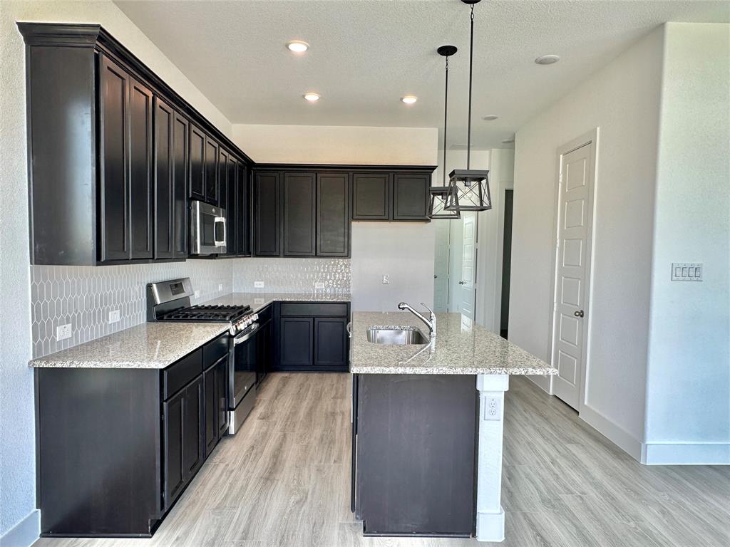 1432 Bluebonnet Boulevard