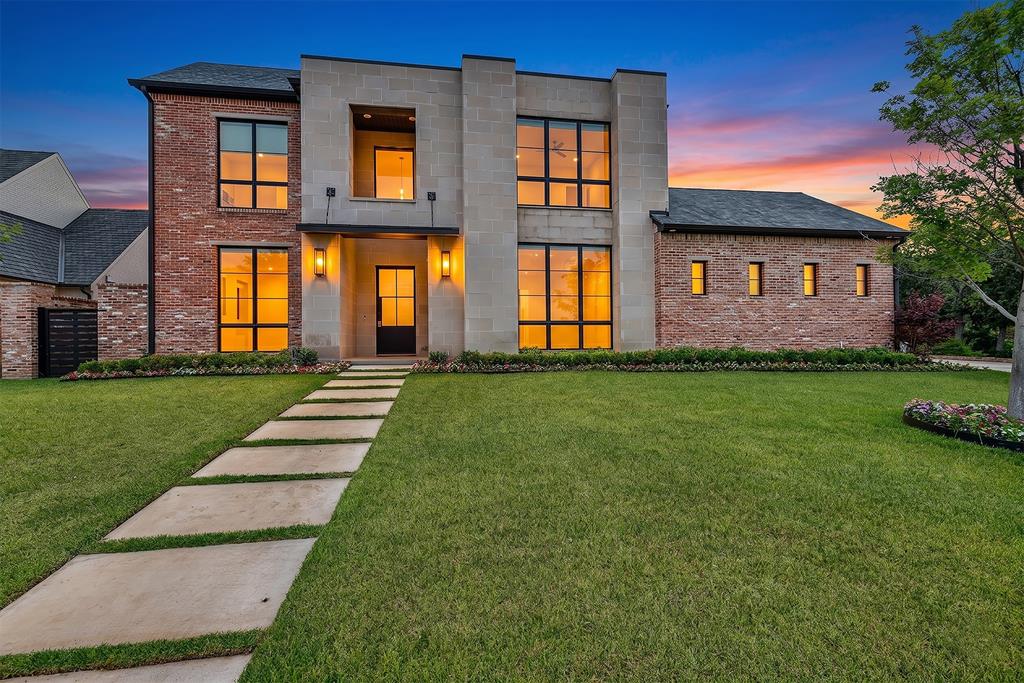 2500 Park Grove Loop