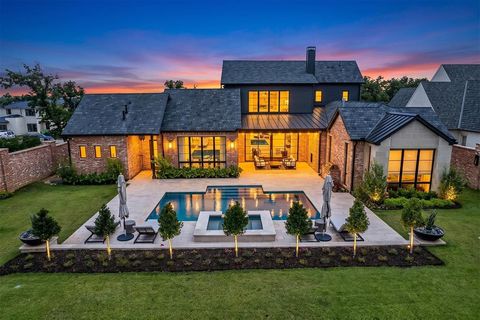 Photo of 2500 Park Grove Loop, Southlake, TX 76092 (MLS # 21279713)