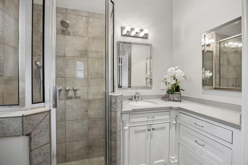 Lochwood - Residential