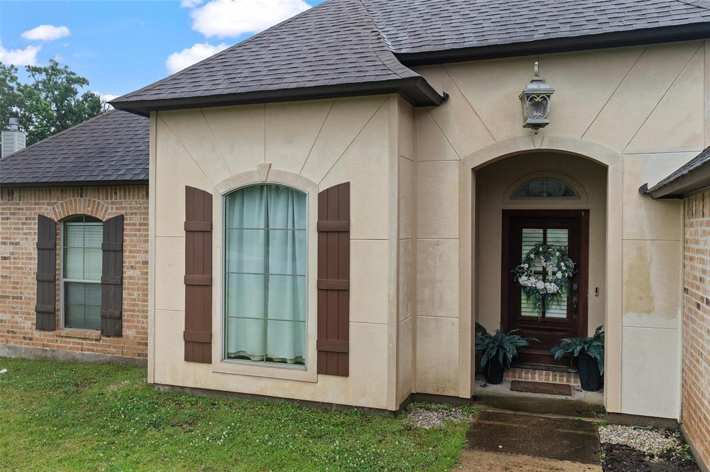 6905 Brighton Oak Circle