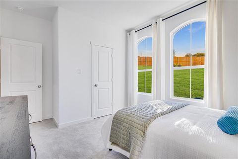 1805 Golden Square Cedar Hill TX 75116