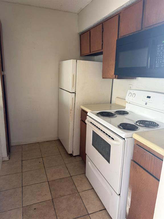 Tealwood On The Creek Condo - Residential