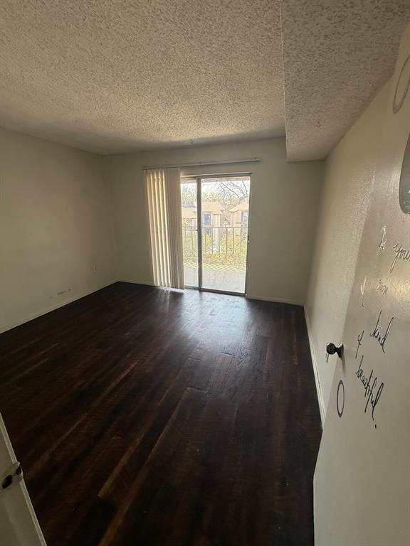 Tealwood On The Creek Condo - Residential