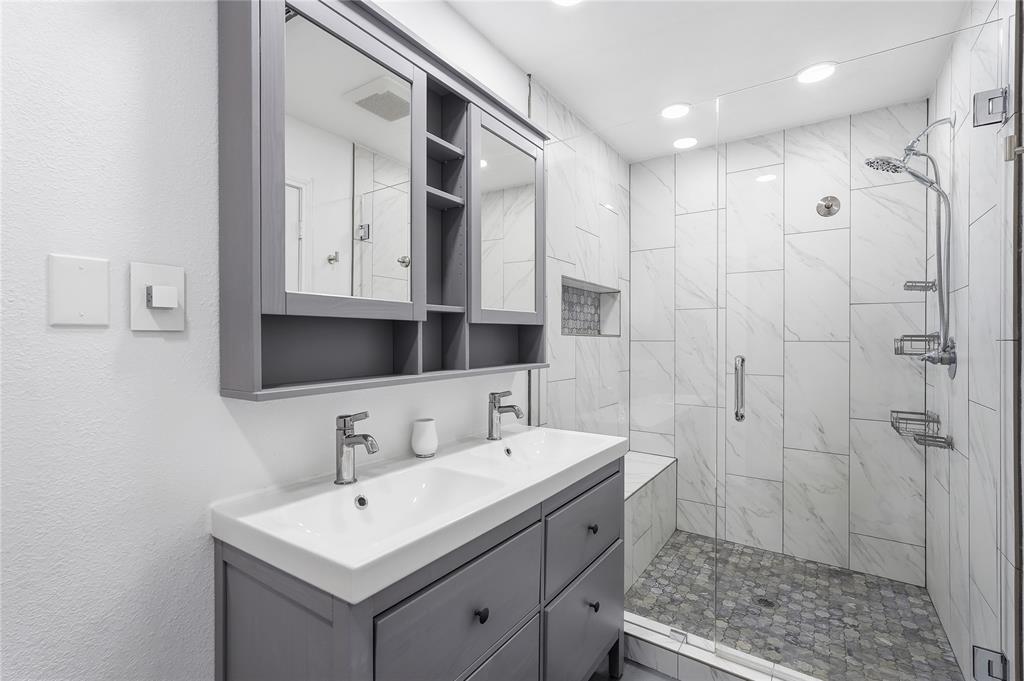 Fieldstone Place - Residential