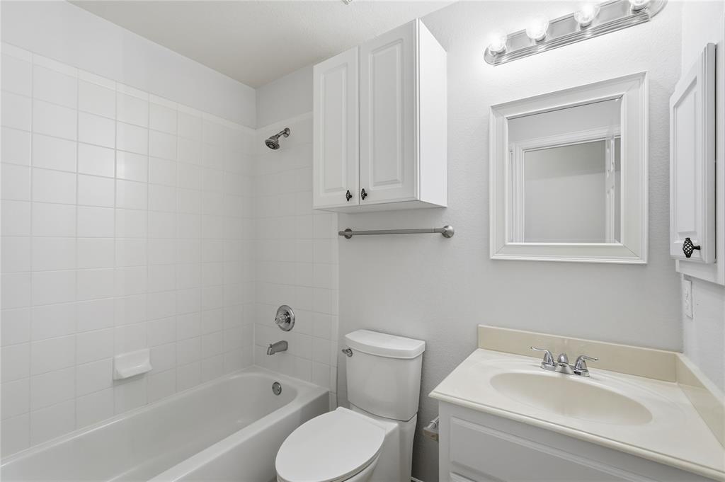 Fieldstone Place - Residential